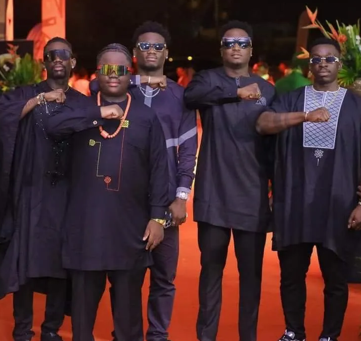 LA TEAM PAYA : UN SHOWCASE ENFLAMMÉ… MAIS AUCUN PAIEMENT REÇU AU CAMEROUN